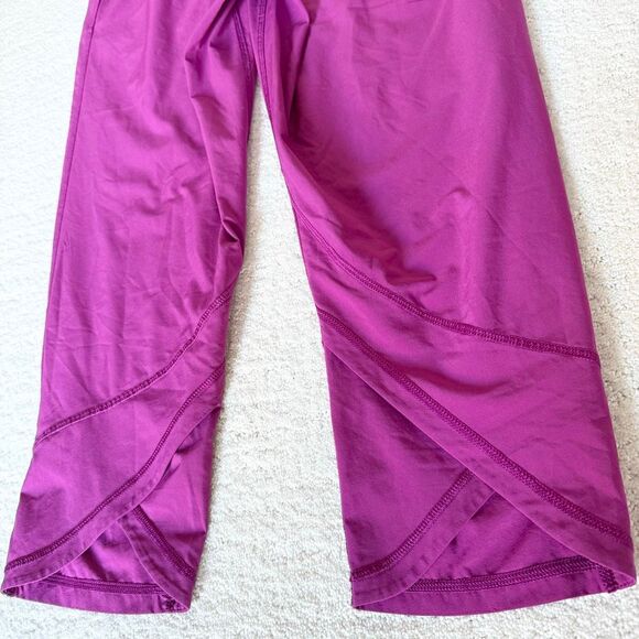 Lululemon Athletica Tranquil Cropped Fold Over Waist in Royal Plum Fuschia Swift - Picture 10 of 12